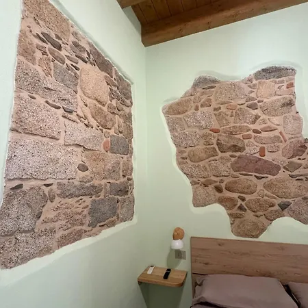 La Gradinata Konukevi Gonnosfanàdiga